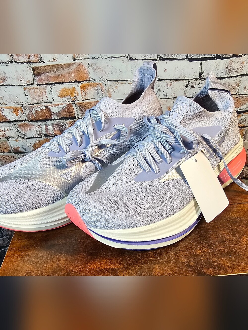 Mizuno Neo Zen Running Shoes Women's 9.5 Lavender Coral Knit Performance Sneaker